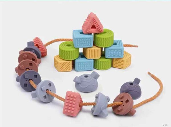 Tumama TM261 18 Pcs String Threading Beads Toy